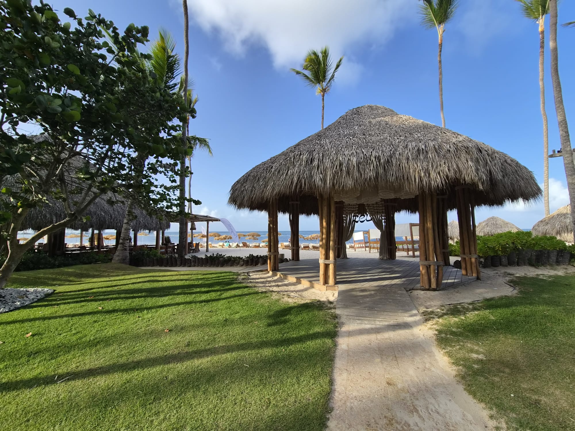 La palapa face à la mer
